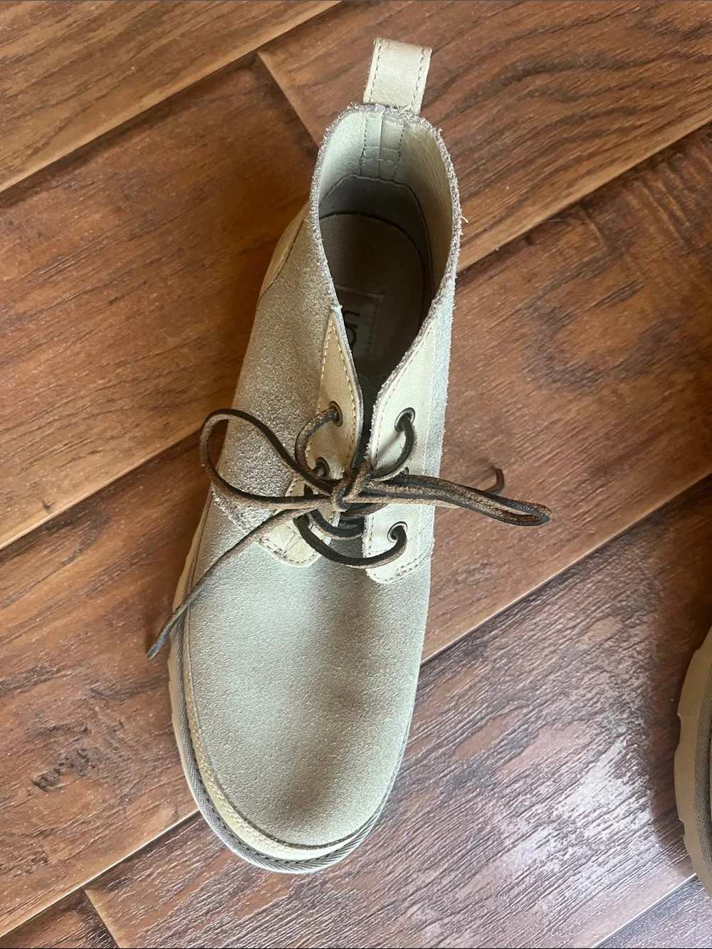 UGG Men's Suede Chukka Boots in Light Beige - Size 9